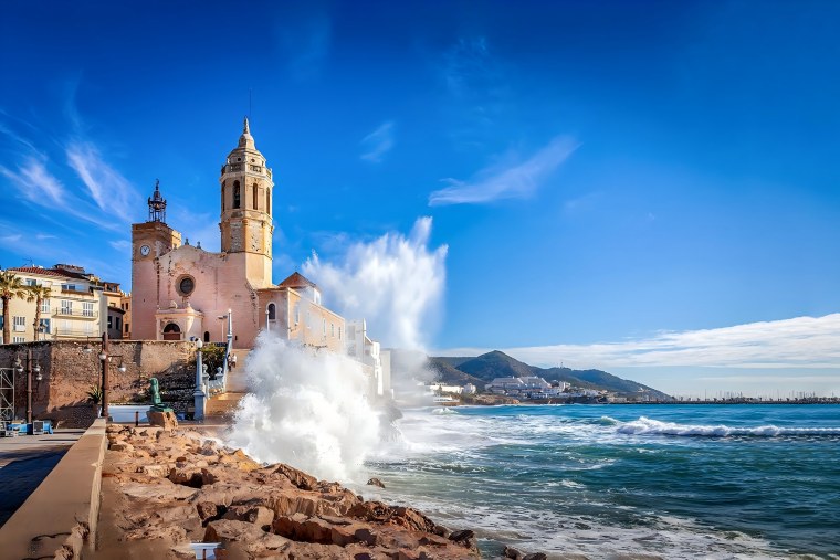 Sitges old town, beaches and Church of Sant Bartomeu i Santa Tecla
